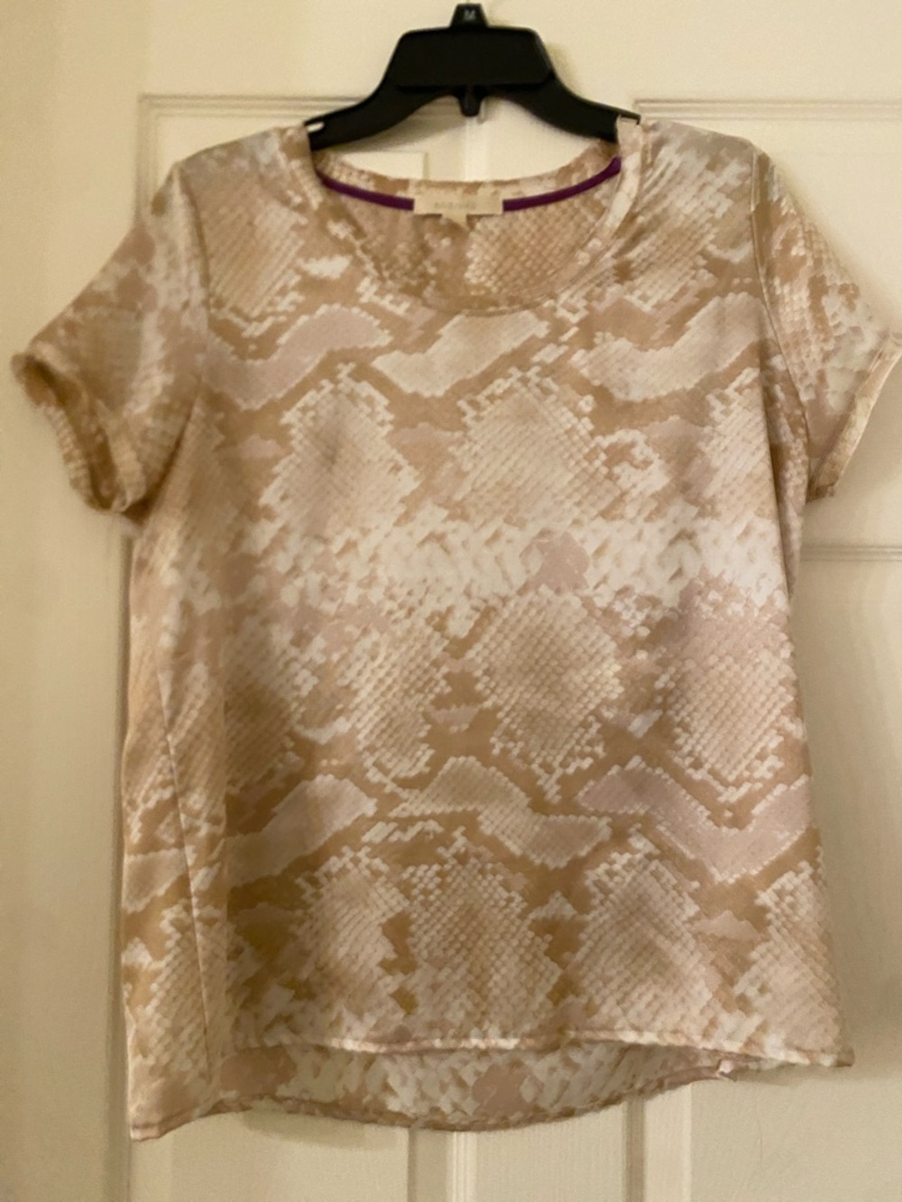Kosiuko Women’s Short Sleeve Satin Snake-Print Top in Beige